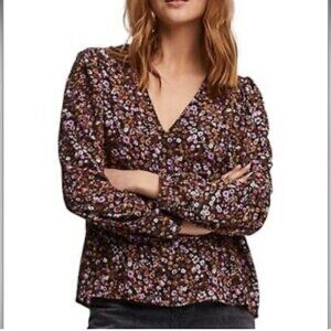 VERO MODA Long Sleeved V Neck Floral Top - Size Large - NWOT